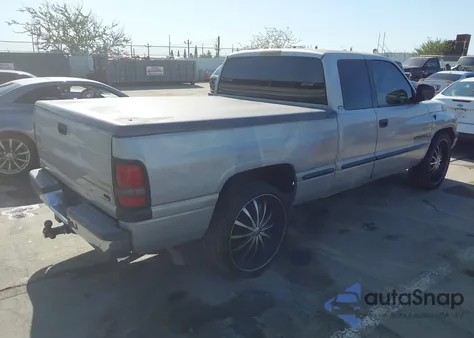 1998 Dodge Ram 1500 St from USA, damaged, VIN 3B7HC12Z4WG177473